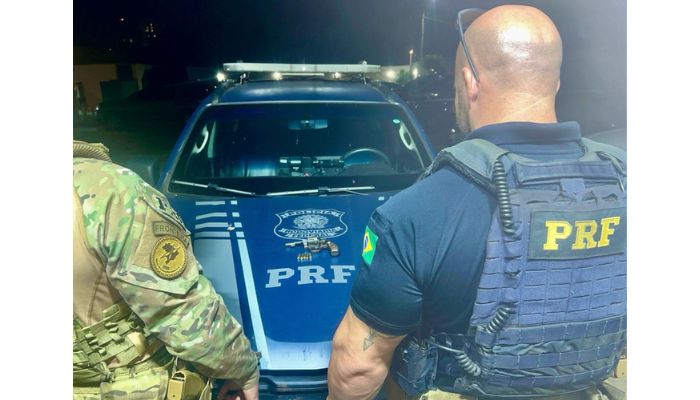 PRF liberta homem sequestrado e prende dupla armada em Cascavel (PR)